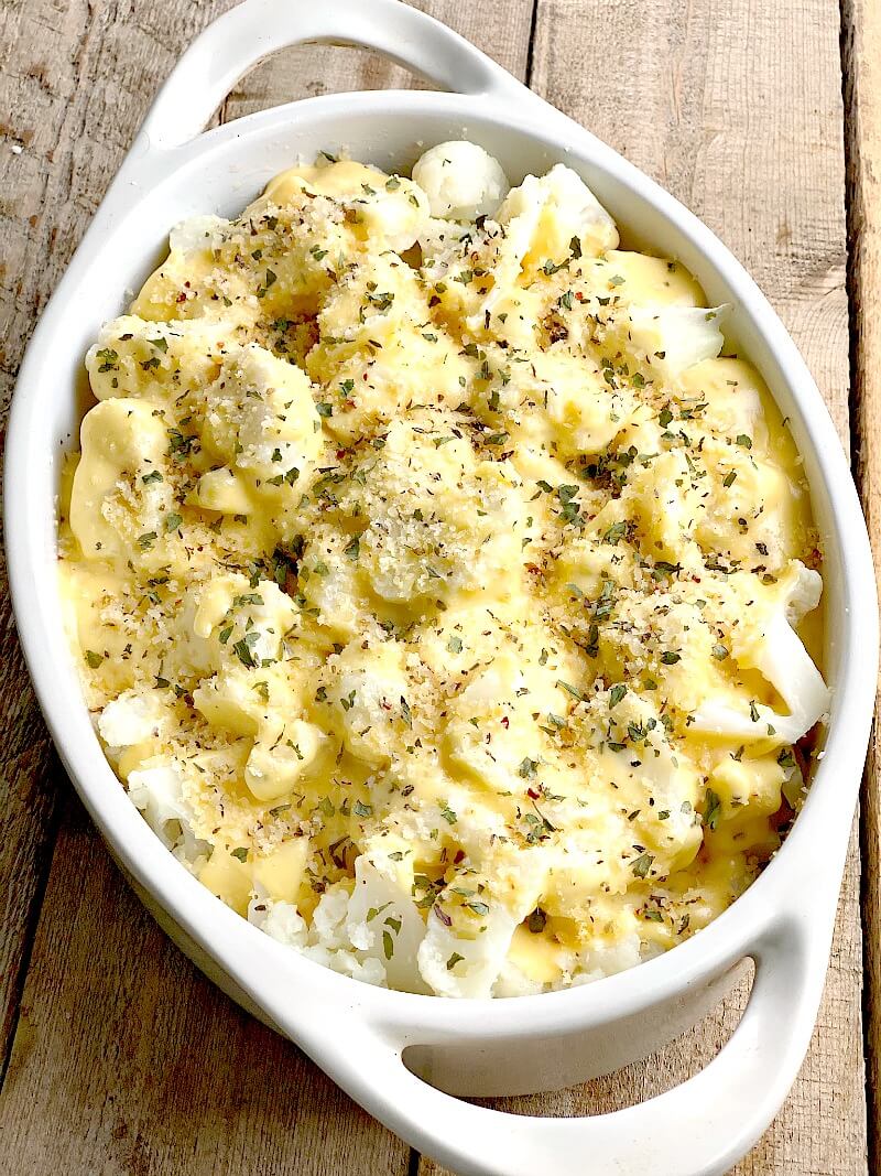 This keto-friendly Low Carb Cauliflower "Mac and Cheese" recipe is perfect when you are craving the comfort of mac and cheese, minus the pasta. Healthy and full of great things like veggies and protein, you get that cheesy goodness minus all of those carbs! #keto #ketodiet #lowcarb #lowcarbdiet #lchf #macandcheese #cauliflower #glutenfree #cheese #vegetarian #easy #recipe | bobbiskozykitchen.com