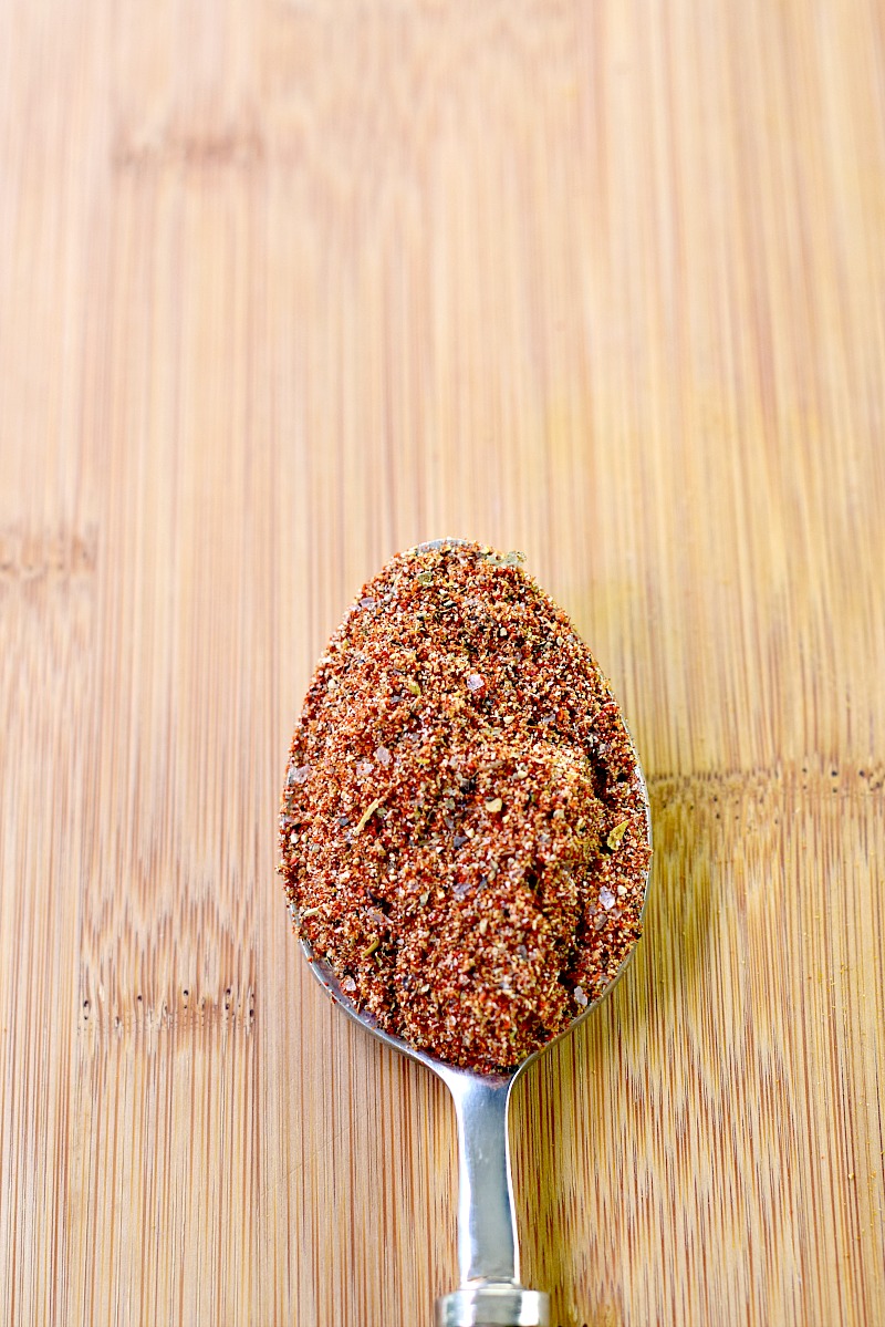 This homemade Mexican Seasoning Blend recipe is so easy to make and very versatile. Use it with chicken, pork, beef, or veggies. Tacos, fajitas and more are waiting to be made! #lowcarb #keto #mexican #spice #DIY #homemade #easy #recipe | bobbiskozykitchen.com