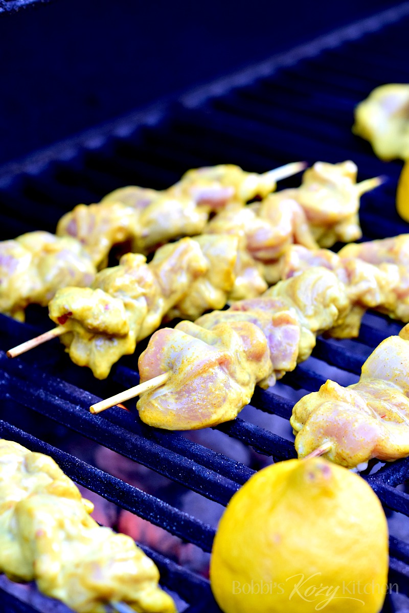 This easy keto friendly grilled chicken kabob recipe is lightly spiced, with the tang of Greek yogurt, making these chicken kabobs a must grill! #keto #lowcarb #glutenfree #chicken #kabob #kebob #Indian #grilled #easy #recipe | bobbiskozykitchen.com
