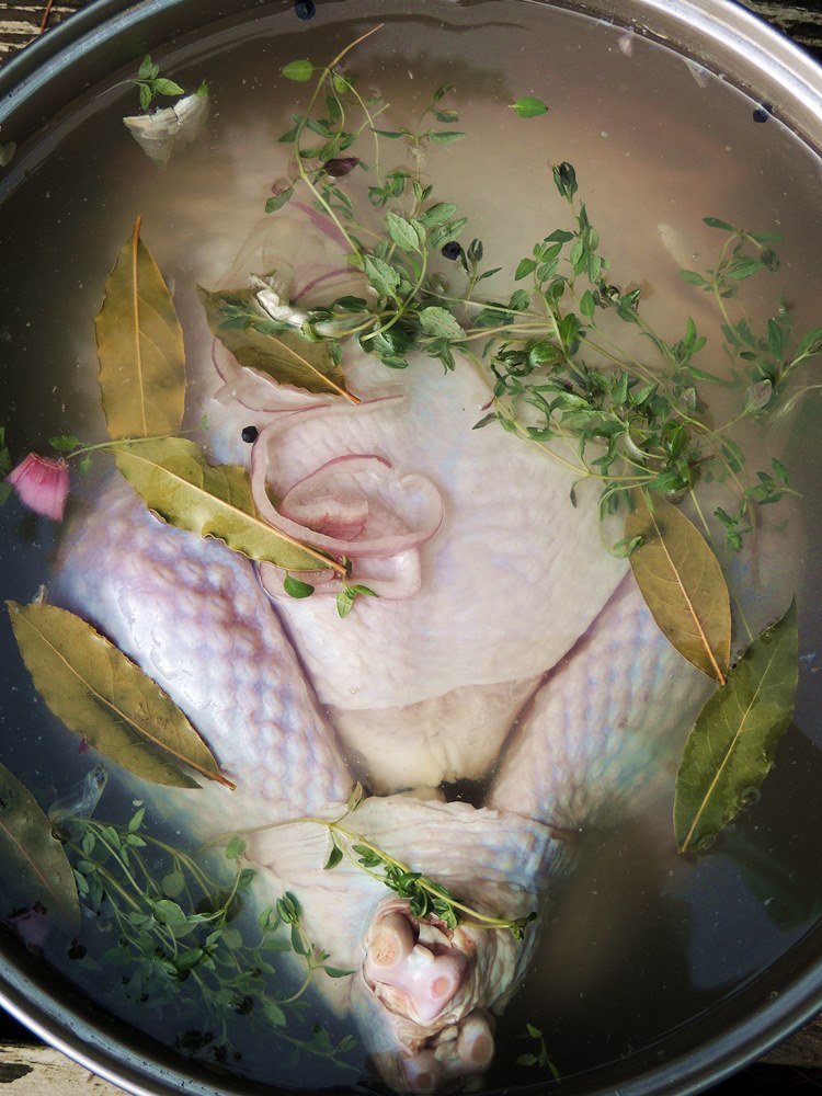 White Wine Turkey Brine - With white wine, spices, herbs, and citrus, this is seriously the BEST brine for your holiday turkey. #holidayrecipes #thanksgiving #christmas #turkey #chicken #poultry #brine #marinade #lowcarb #keto #easy #recipe | bobbiskozykitchen.com 